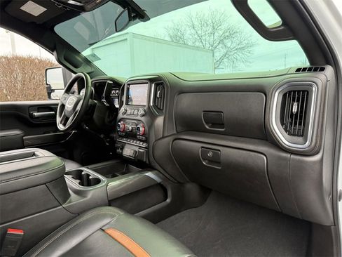 Certified 2021 GMC Sierra 2500 AT4 w/ Gooseneck/5TH Wheel Package image 39