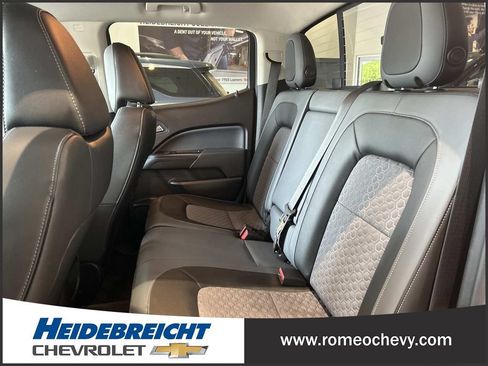 Used 2016 Chevrolet Colorado Z71 AWD/4WD image 12