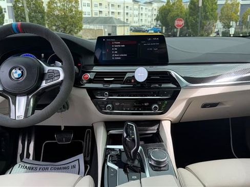 Used 2019 BMW M550i xDrive AWD/4WD image 25