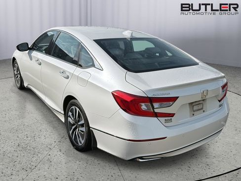 Used 2018 Honda Accord Touring image 10
