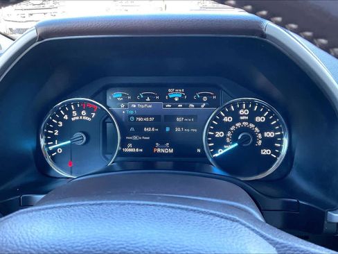 Used 2020 Ford F150 Lariat image 24