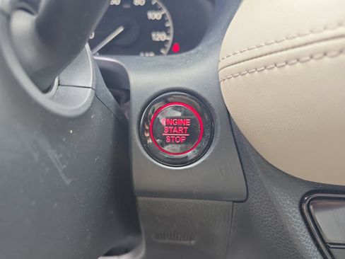 Used 2023 Honda HR-V LX image 24