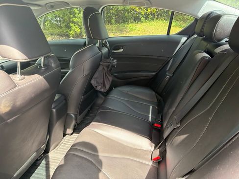 Used 2019 Acura ILX w/ Premium Package FWD image 15