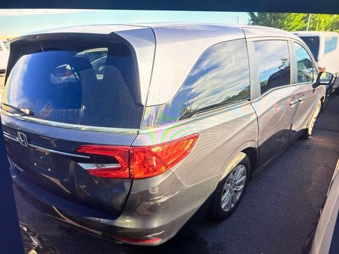 Used 2022 Honda Odyssey LX image 3