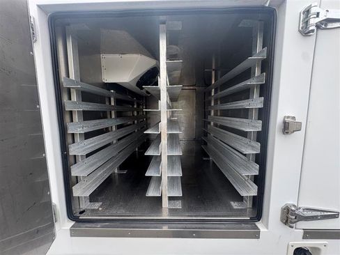 Used 2014 Chevrolet Express 3500 image 31