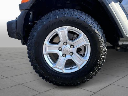 Used 2021 Jeep Wrangler Unlimited Sport image 10