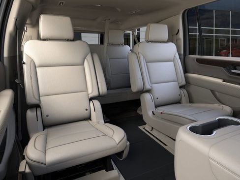 New 2026 GMC Yukon XL Denali w/ Sun & Power Step Package image 17