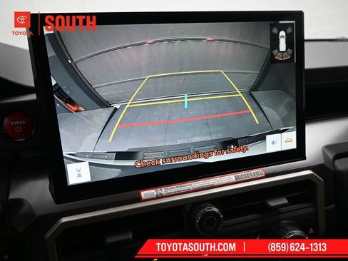 Used 2024 Toyota Tacoma TRD Off-Road w/ TRD Off Road Upgrade Package AWD/4WD image 14