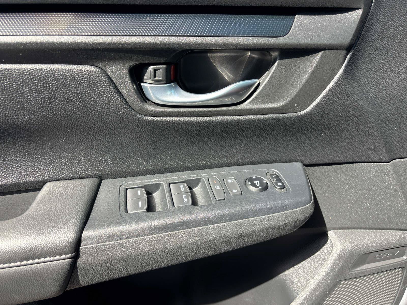 Used 2023 Honda CR-V EX image 18