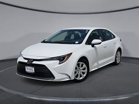 Certified 2024 Toyota Corolla LE FWD image 1