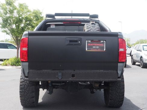 Used 2019 Chevrolet Colorado ZR2 w/ ZR2 Dusk Special Edition image 6