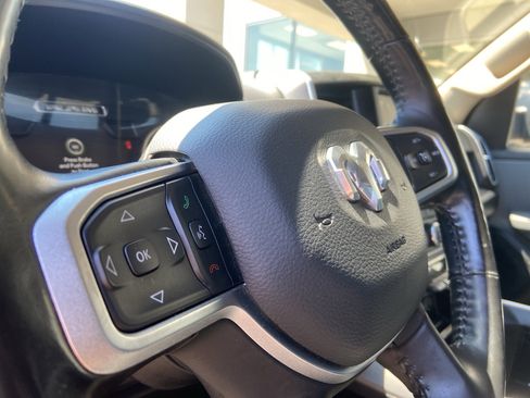 Used 2019 RAM 1500 Big Horn image 21