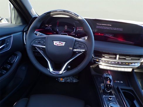 New 2026 Cadillac CT5 V w/ Technology Package image 9