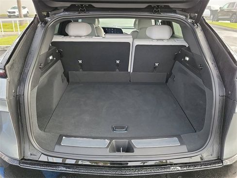 Used 2025 Cadillac Lyriq Sport image 24