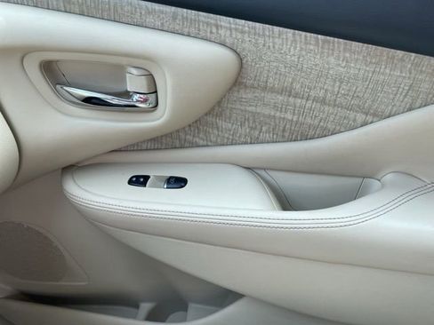 Used 2019 Nissan Murano SL w/ SL Technology Package image 24