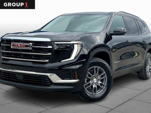 Used 2025 GMC Acadia Elevation image 1