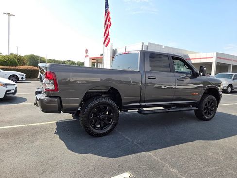 Used 2024 RAM 2500 Big Horn w/ Night Edition AWD/4WD image 12