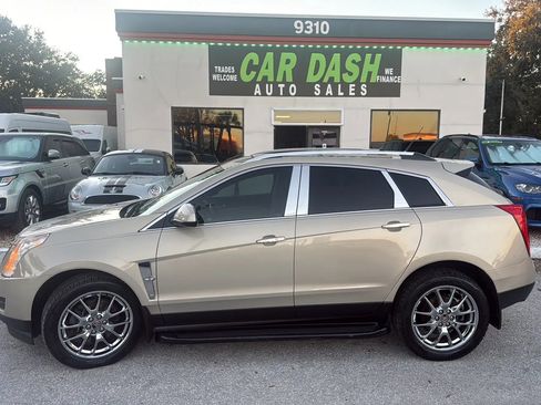 Used 2011 Cadillac SRX Luxury image 1