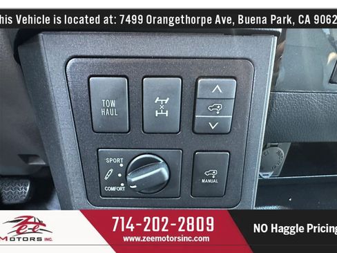 Used 2019 Toyota Sequoia Platinum w/ Carpet Mat Package (TMS) AWD/4WD image 40