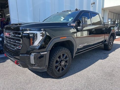 Used 2024 GMC Sierra 2500 AT4 w/ AT4 Premium Plus Package image 2