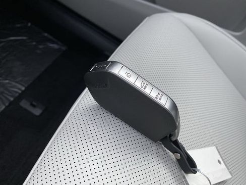 New 2026 Kia Sportage SX Prestige image 36