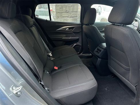 New 2026 Chevrolet Equinox EV LT image 12