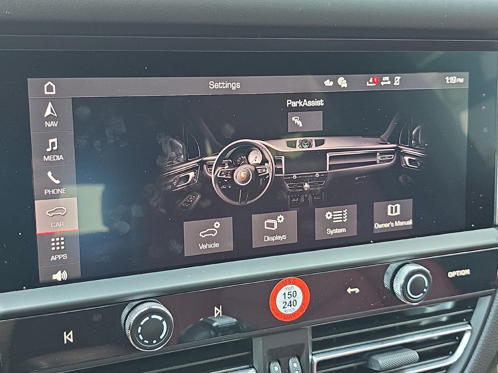 Certified 2026 Porsche Macan Turbo AWD/4WD image 18