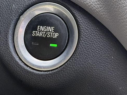 Used 2024 Chevrolet Equinox LS FWD image 11