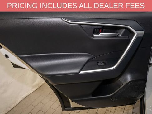 Certified 2025 Toyota RAV4 XLE FWD image 9