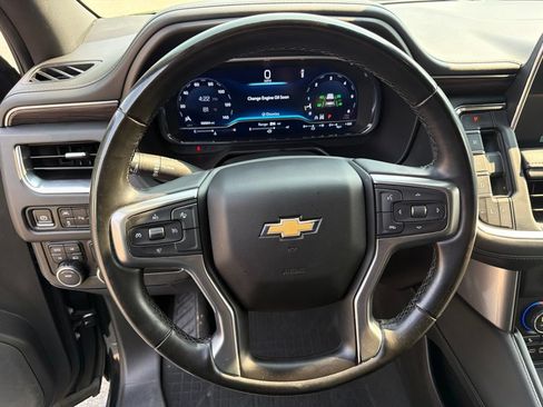 Used 2024 Chevrolet Suburban LT AWD/4WD image 16