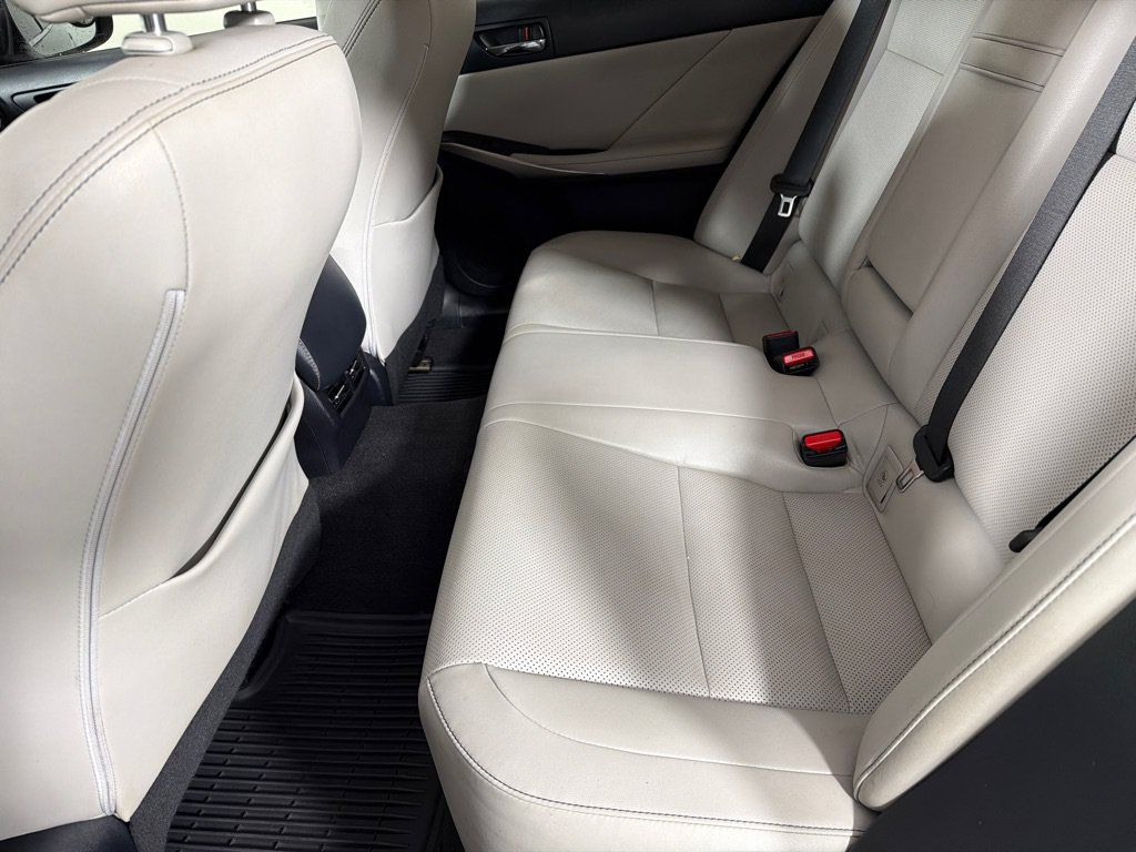 Used 2015 Lexus IS 250 AWD w/ Premium Package image 17
