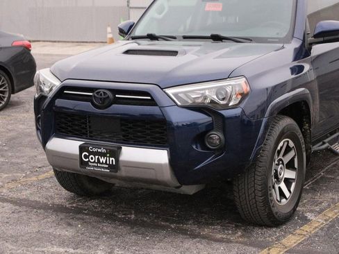 Used 2022 Toyota 4Runner TRD Off-Road Premium w/ Moonroof Package AWD/4WD image 5