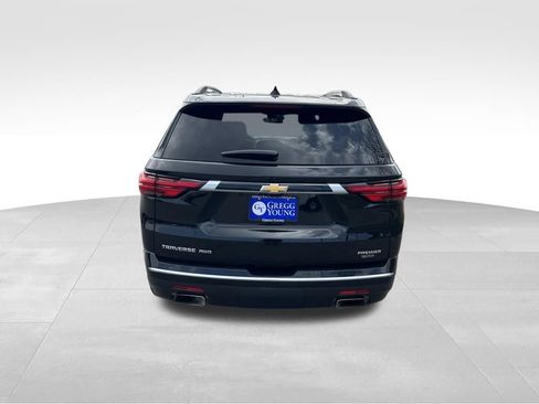 Used 2023 Chevrolet Traverse Premier AWD/4WD image 5