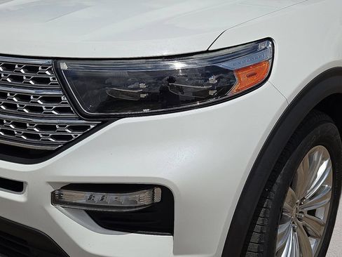 Used 2020 Ford Explorer Limited AWD/4WD image 9