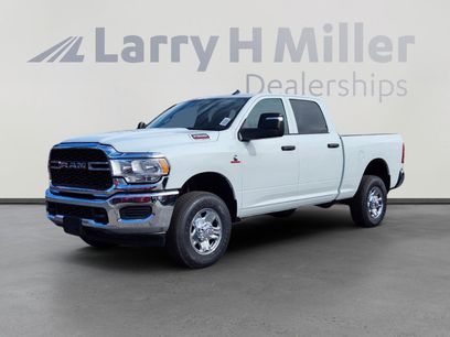 New 2024 RAM 2500 Tradesman w/ Chrome Appearance Group