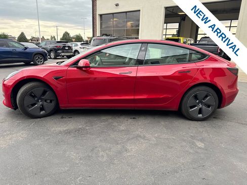 Used 2022 Tesla Model 3 Long Range AWD/4WD image 4