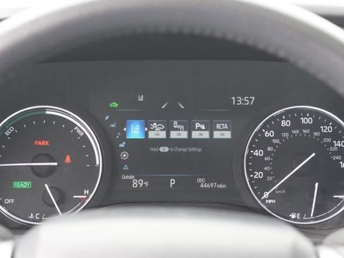 Used 2024 Toyota Sienna Limited AWD/4WD image 20