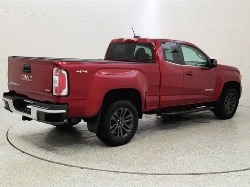 Used 2020 GMC Canyon SLE w/ Elevation Edition image 7