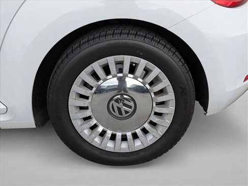 Used 2016 Volkswagen Beetle 1.8T SE image 16