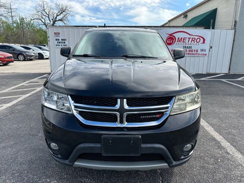 Used 2019 Dodge Journey SE image 8