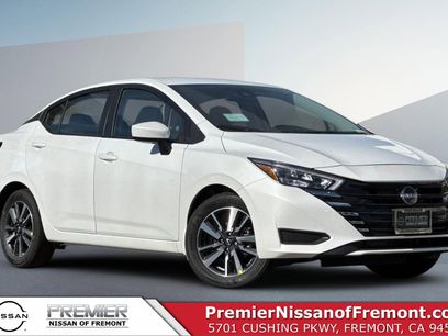 New 2025 Nissan Versa SV w/ Trunk Package
