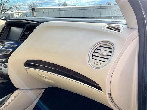 Used 2018 INFINITI QX60 Base w/ Deluxe Technology Package image 21