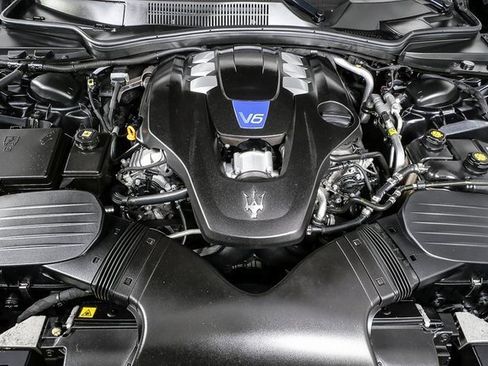 Used 2015 Maserati Ghibli S Q4 image 36