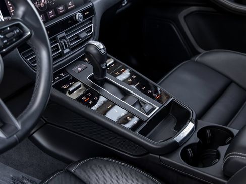 Certified 2023 Porsche Macan GTS AWD/4WD image 38
