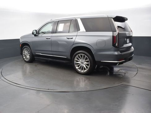 Used 2021 Cadillac Escalade Premium Luxury w/ LPO, Illumination Package image 4