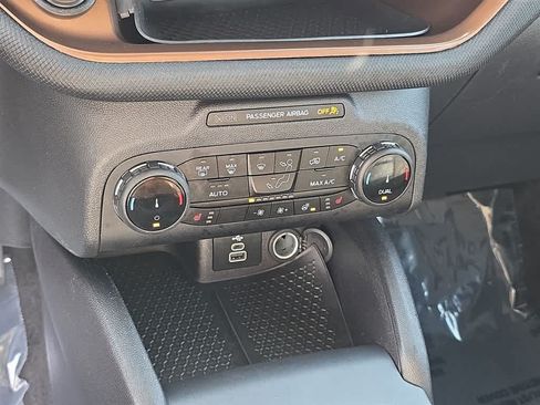 Used 2024 Ford Bronco Sport Outer Banks AWD/4WD image 22