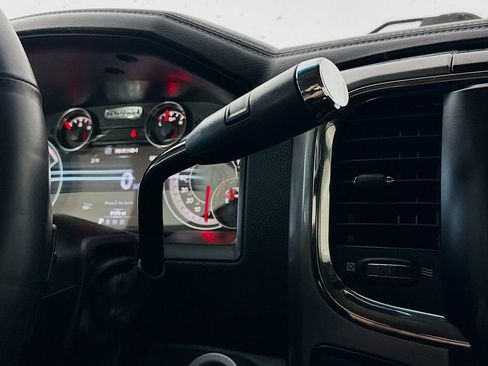 Used 2018 RAM 2500 Laramie w/ Sport Appearance Group AWD/4WD image 16