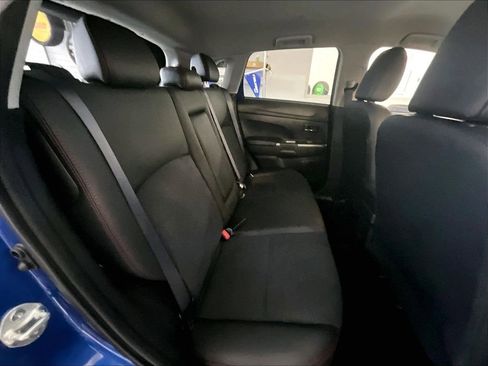 Used 2025 Mitsubishi Outlander Sport SE AWD/4WD image 16