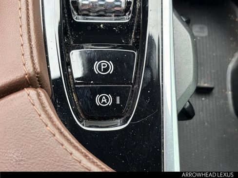 Used 2021 Volvo XC90 T8 Inscription w/ Lounge Package AWD/4WD image 25