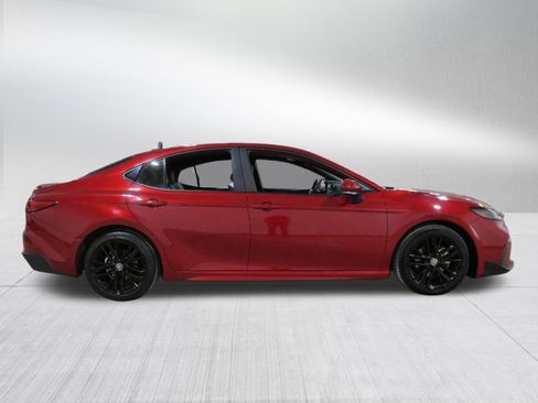 Certified 2025 Toyota Camry SE image 9